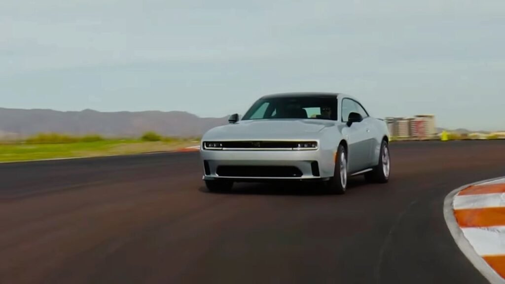 2026 Dodge Charger Sixpack