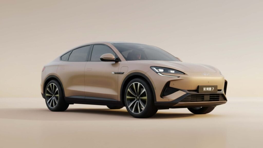 BYD Sealion 7