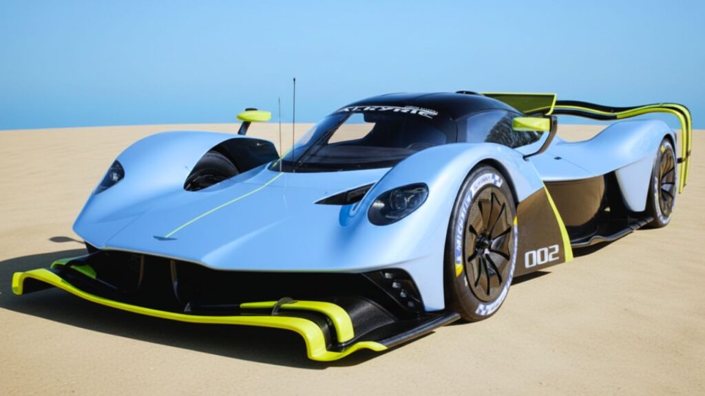 Aston Martin Valkyrie 2025